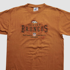 Denver Broncos Logo Athletic 90s T-shirt - Clay Vintage - Fanatics