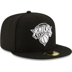 New Era New York Knicks Black & White Logo 59FIFTY Fitted Hat Black