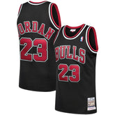 Mitchell & Ness Michael Jordan Chicago Bulls 1997/98 Hardwood Classics Authentic Jersey Black