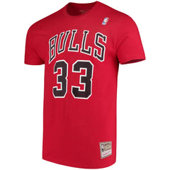 Mitchell & Ness Scottie Pippen Chicago Bulls Hardwood Classics Name & Number Player T-Shirt Red