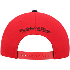 Mitchell & Ness Chicago Bulls Hardwood Classics Team Two-Tone 2.0 Snapback Hat Red/Black