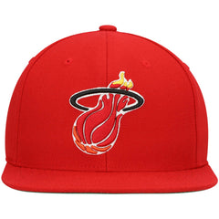 Mitchell & Ness Miami Heat Hardwood Classics Team Ground 2.0 Snapback Hat Red