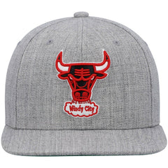 Mitchell & Ness Chicago Bulls Hardwood Classics Team 2.0 Snapback Hat Heathered Gray