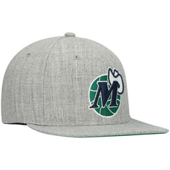 Mitchell & Ness Dallas Mavericks Hardwood Classics Team 2.0 Snapback Hat Heathered Gray