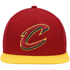 Mitchell & Ness Cleveland Cavaliers Team Two-Tone 2.0 Snapback Hat Wine/Gold