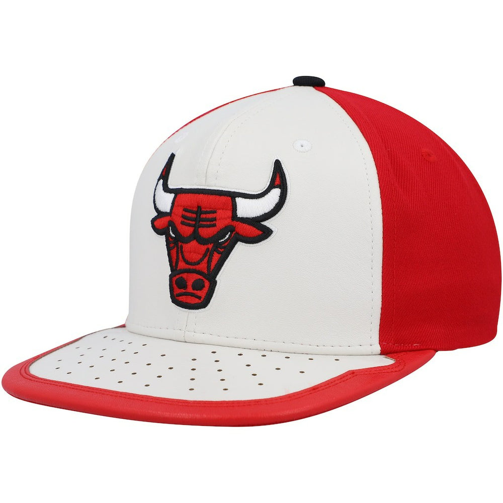 Mitchell & Ness Chicago Bulls Day One Snapback Hat White/Red