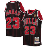 Mitchell & Ness Michael Jordan Chicago Bulls Youth 1996-97 Hardwood Classics Authentic Jersey Black/Red