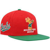 Mitchell & Ness Milwaukee Bucks Hardwood Classics Snapback Hat Red/Green
