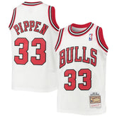 Mitchell & Ness Scottie Pippen Chicago Bulls Youth 1997/98 Hardwood Classics Swingman Jersey White