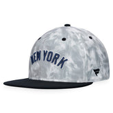 New York Yankees Fanatics Smoke Dye Fitted Hat for sale