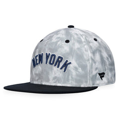 New York Yankees Fanatics Smoke Dye Fitted Hat for sale