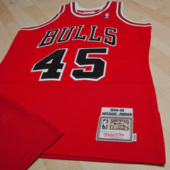 Mitchell & Ness Chicago Bulls Michael Jordan 1994-95 Road 45 Authentic Jersey Red Mens