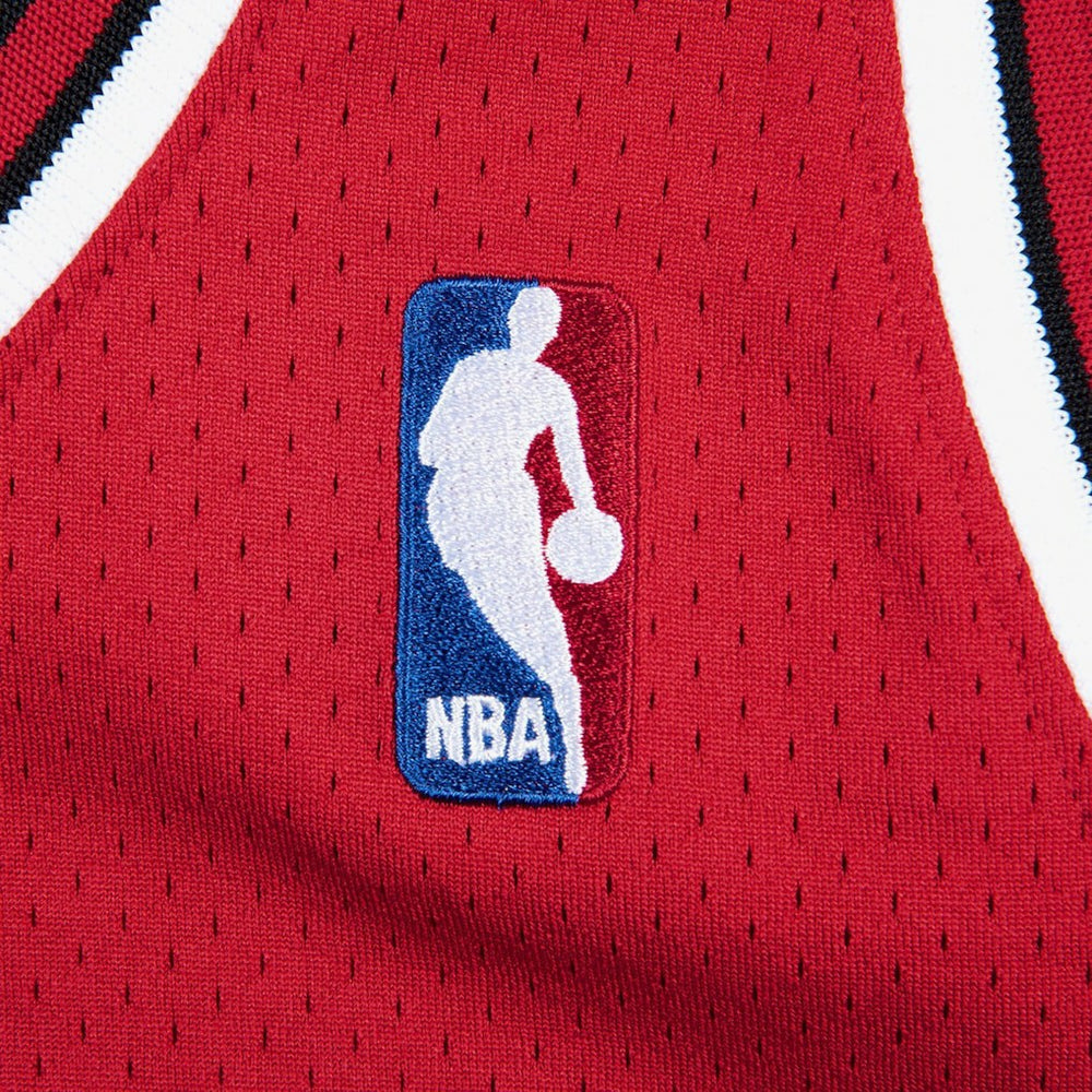 Mitchell & Ness Chicago Bulls Authentic Jersey Road Finals Michael Jordan 1997-98
