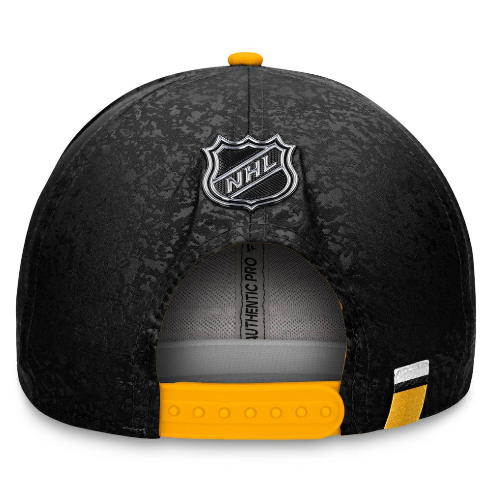 Pittsburgh Penguins Fanatics Authentic Pro Rink Two-Tone Snapback Hat – Black/Gold | Fanatics Lifestyle