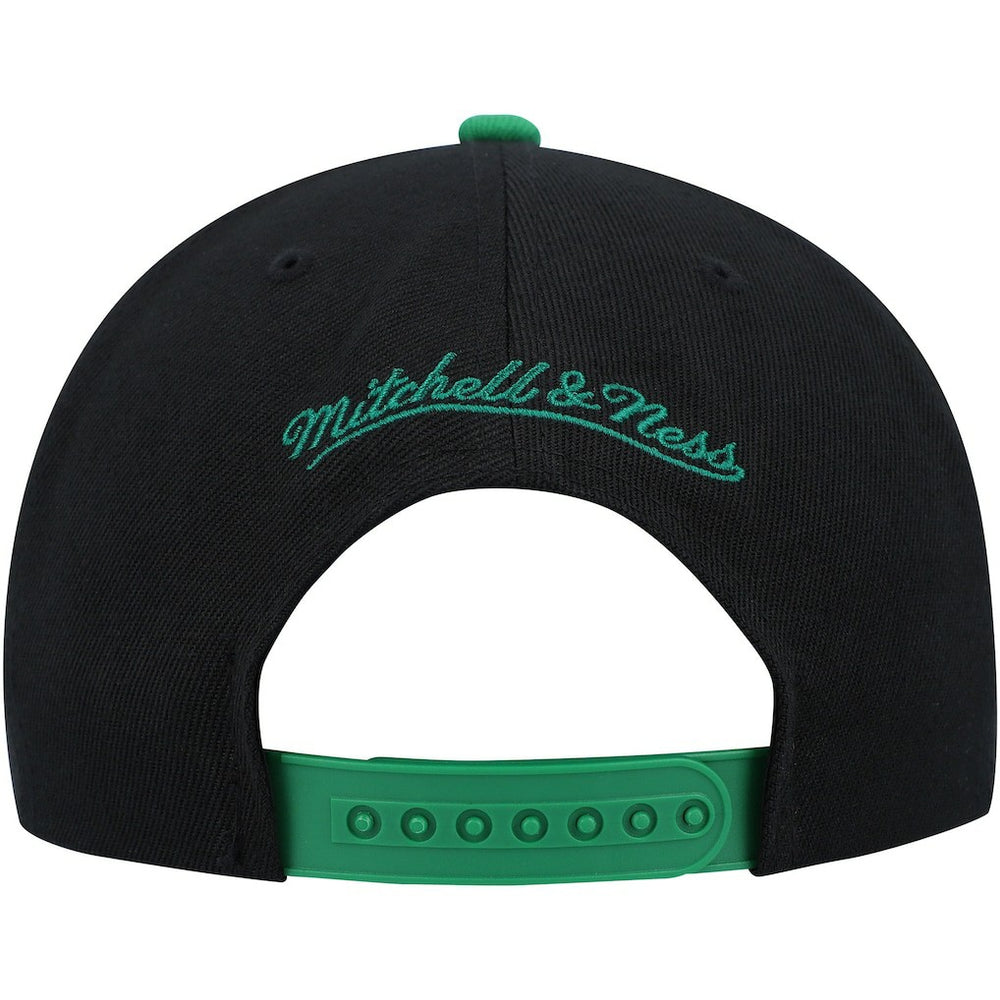 Mitchell & Ness Boston Celtics Side Core 2.0 Snapback Hat Black/Green