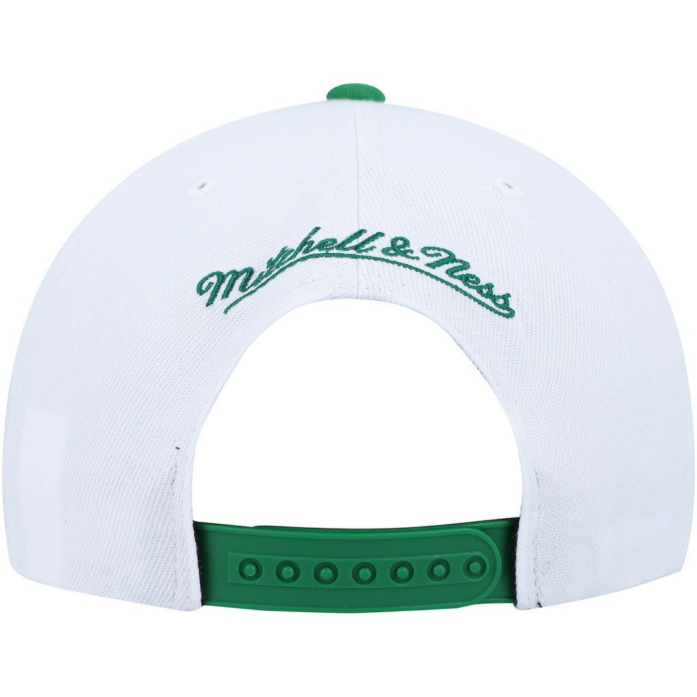 Mitchell & Ness Boston Celtics Side Core 2.0 Snapback Hat White/Green