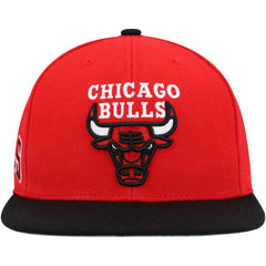 Mitchell & Ness Chicago Bulls Side Core 2.0 Snapback Hat Red/Black