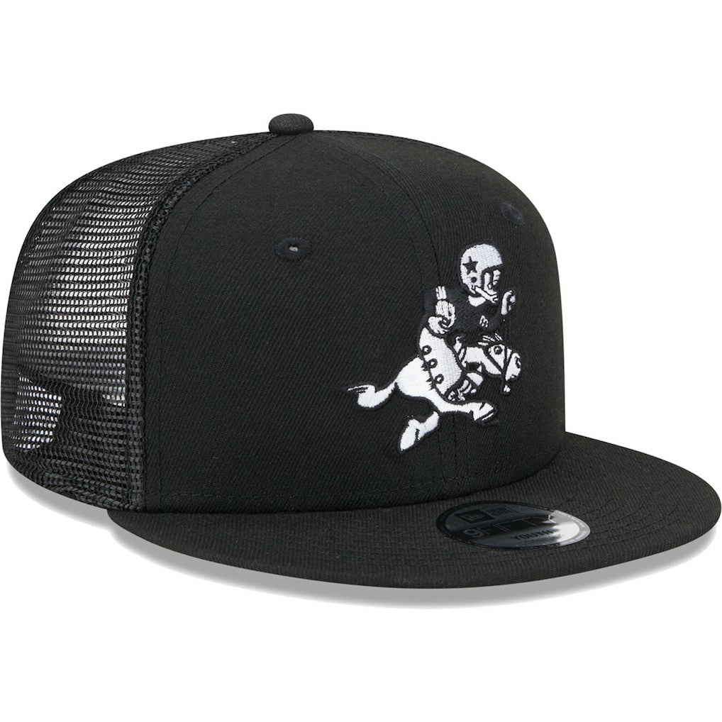 Dallas Cowboys New Era Youth Retro Joe Main B-Dub 9FIFTY Trucker Adjustable Hat - Black - NFL