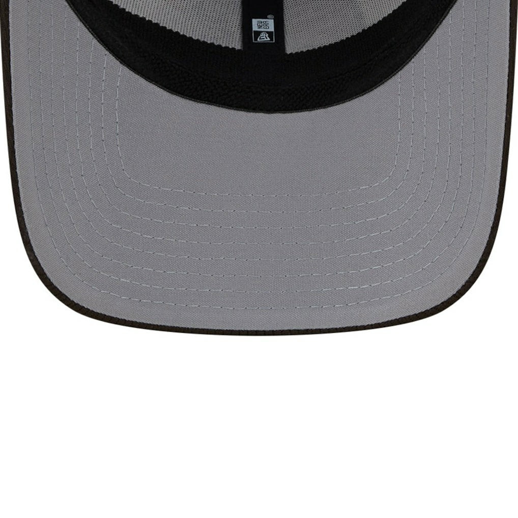 Cleveland Browns New Era 2023 Sideline 39THIRTY Flex Hat - White/Brown - NFL