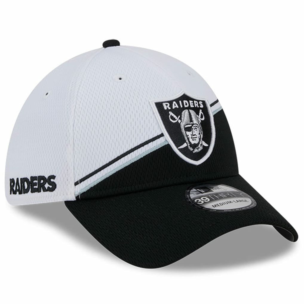 Las Vegas Raiders New Era 2023 Sideline 39THIRTY Flex Hat - White/Black - NFL