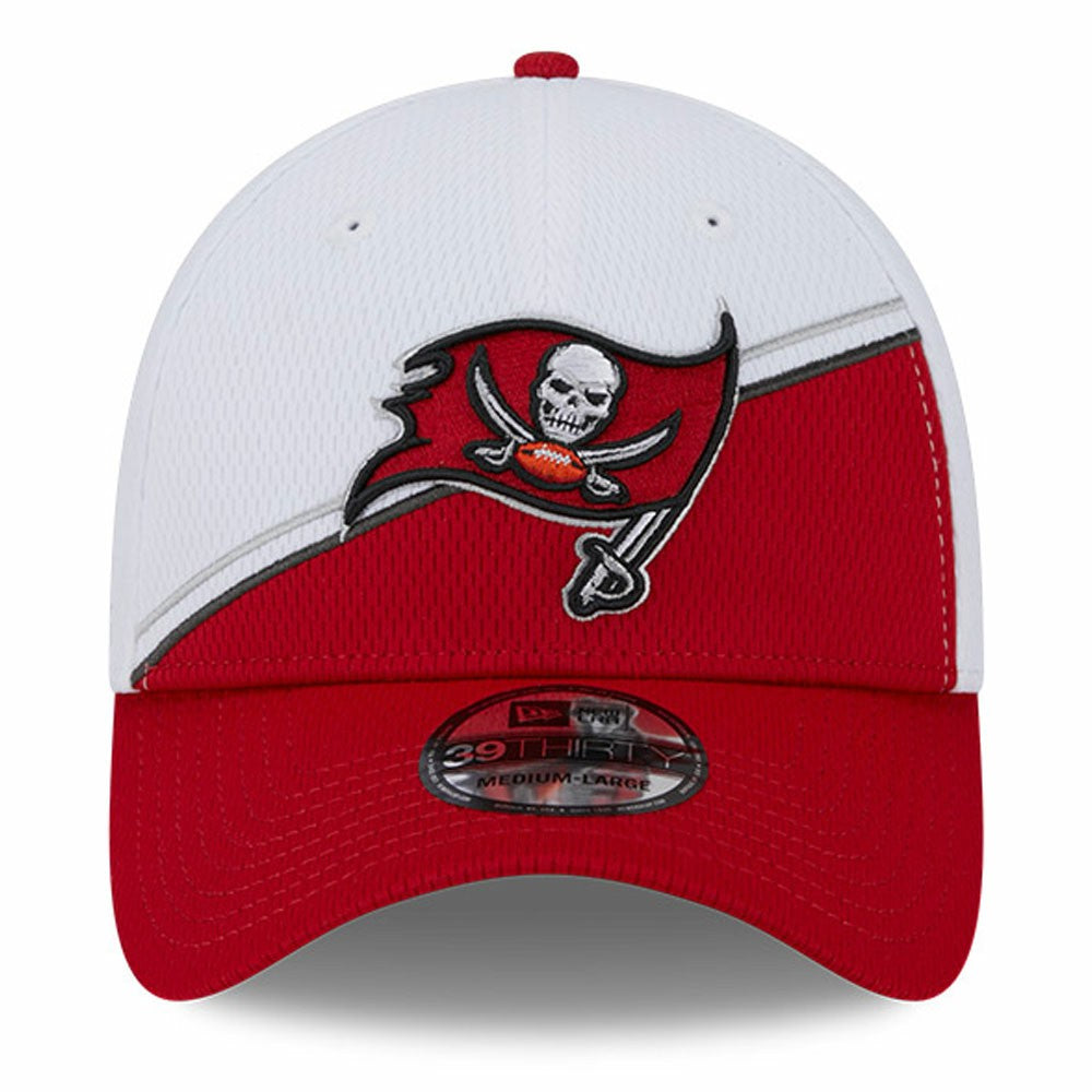 Tampa Bay Buccaneers New Era 2023 Sideline 39THIRTY Flex Hat - White/Red - NFL