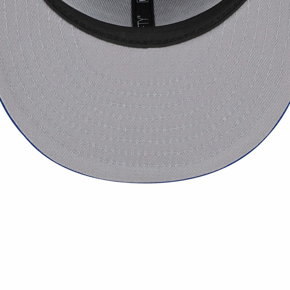 New Era Philadelphia 76ers Chenille Band 9FIFTY Snapback Hat Gray