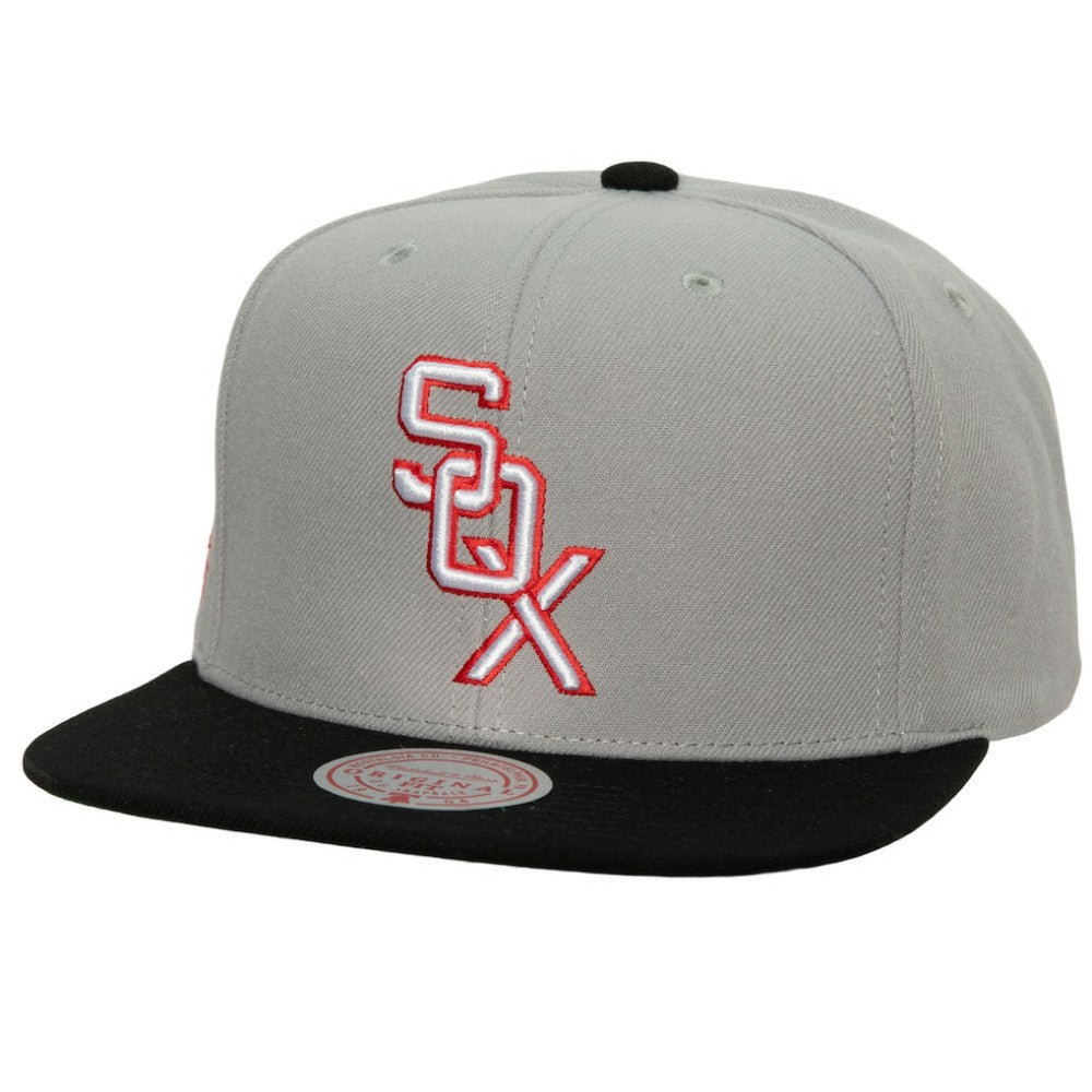 Chicago White Sox Mitchell & Ness Cooperstown Collection Away Snapback Hat Online