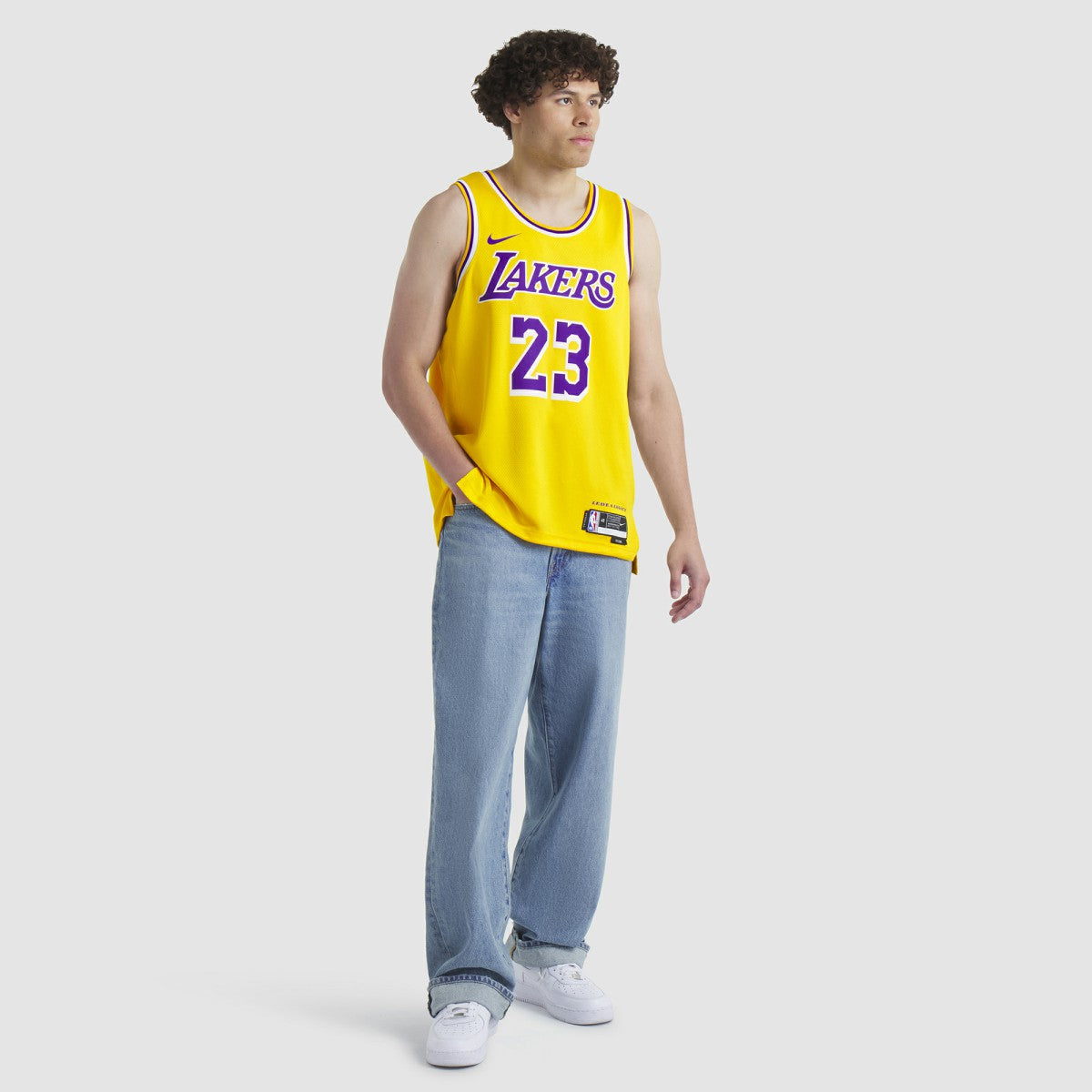 Nike LeBron James Los Angeles Lakers Unisex Swingman Jersey Icon Edition Gold