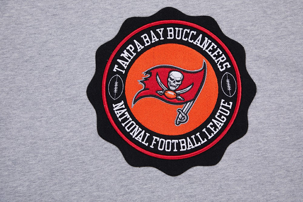 Tampa Bay Buccaneers Pro Standard Crest Emblem Pullover Sweatshirt - Heather Gray - NFL