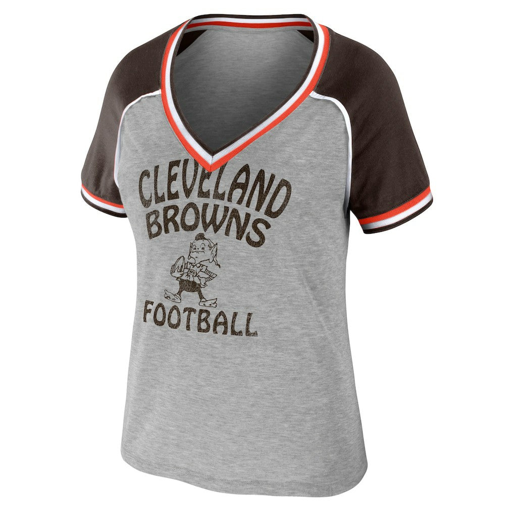 Cleveland Browns WEAR by Erin Andrews Women's Cropped Raglan Throwback V-Neck T-Shirt - Heather Gray - NFL