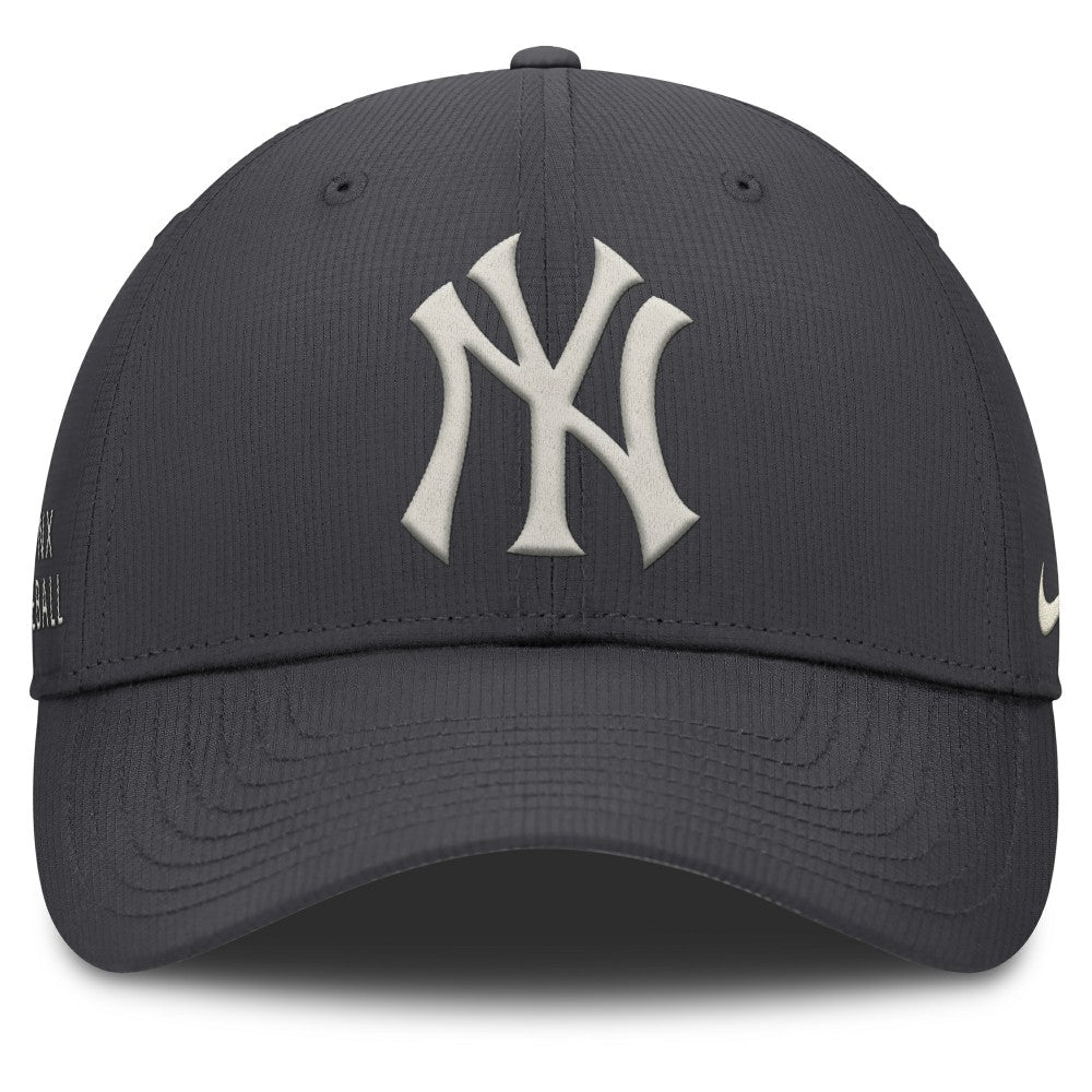 New York Yankees Nike Club Dri-FIT Adjustable Hat Discount