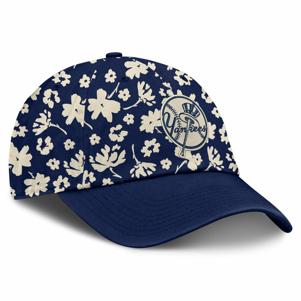 New York Yankees Fanatics Women's Blossom Adjustable Hat for sale