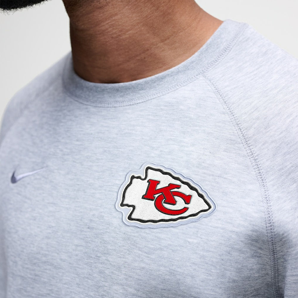 Kansas City Chiefs Tech Fleece Raglan Sweatshirt - Heather Gray - Nike