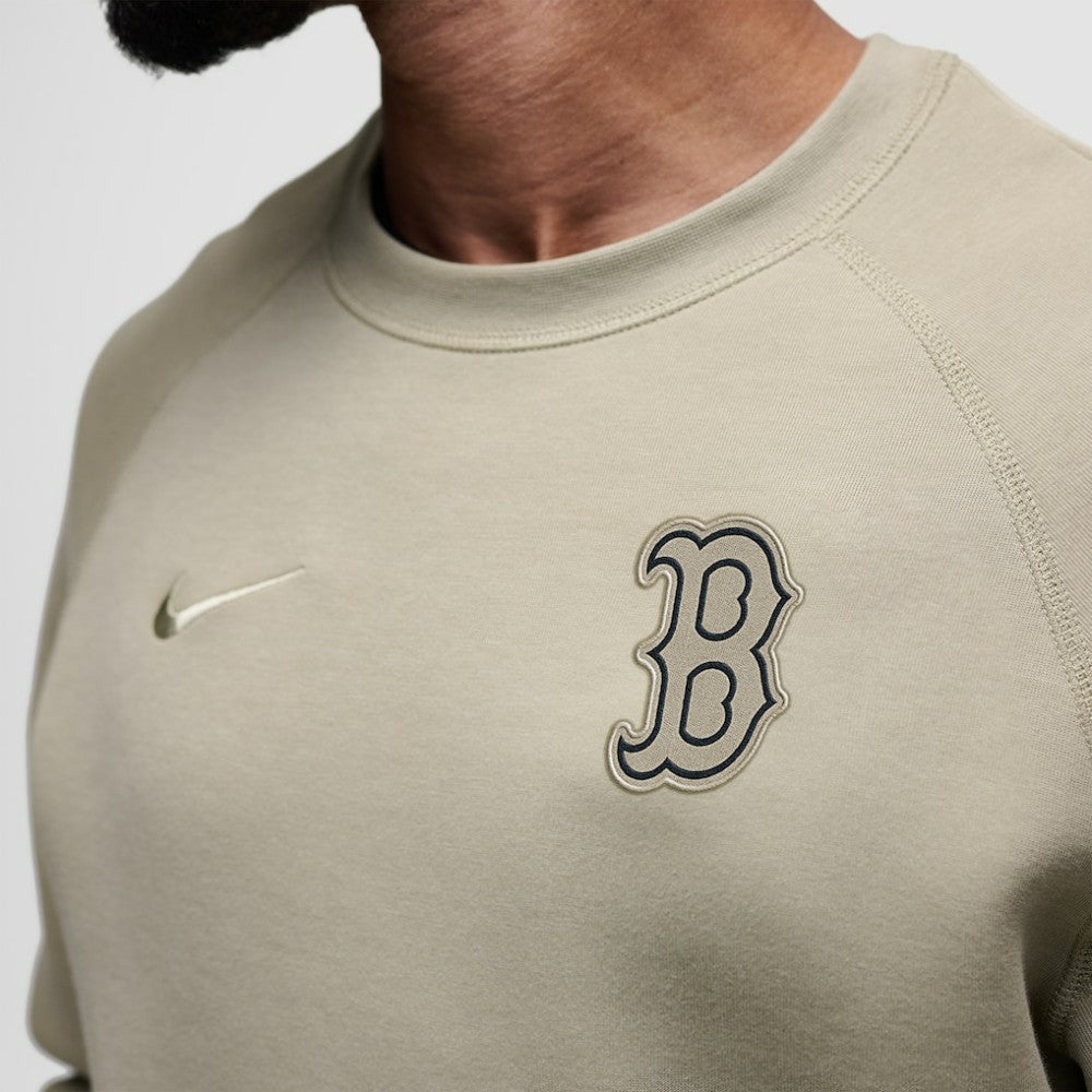 Boston Red Sox Nike Tech Fleece Raglan Sweatshirt Near Me