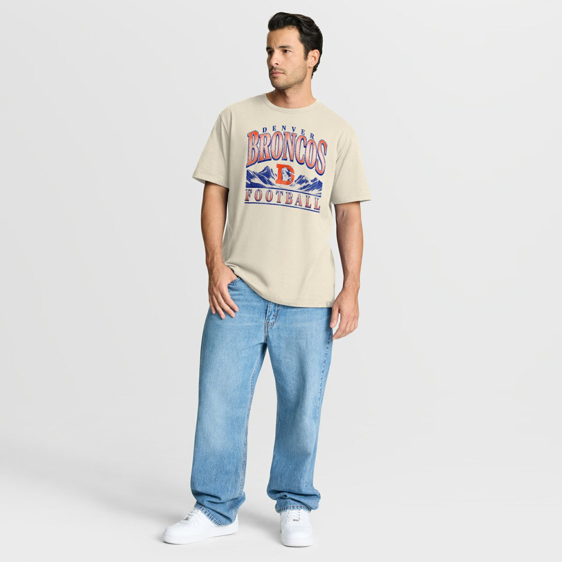 Denver Broncos Team Archives T-Shirt - Cream - Fanatics