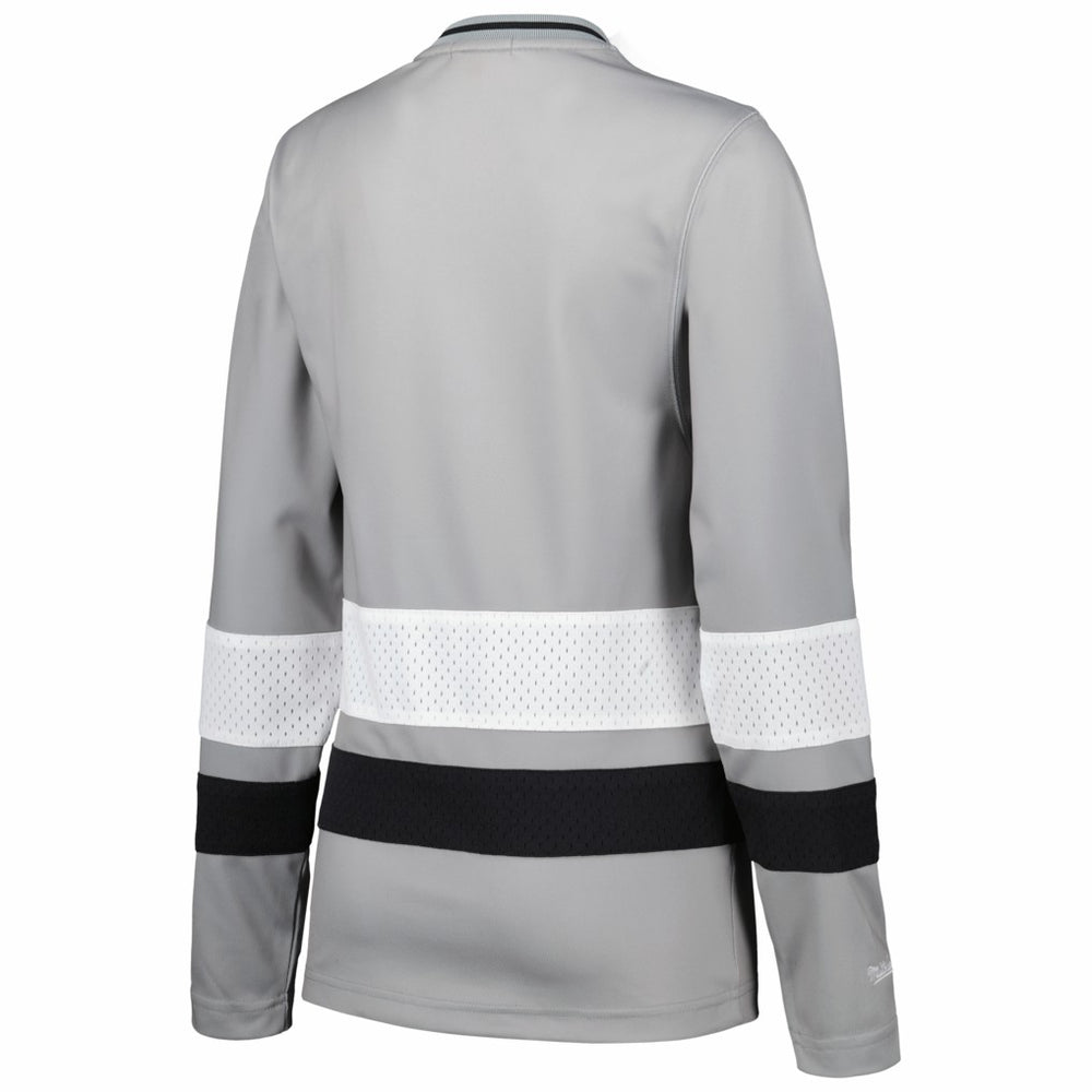 Las Vegas Raiders Women's Big Face 7.0 Long Sleeve Jersey T-Shirt - Silver - Mitchell & Ness