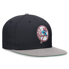 New York Yankees Nike Rewind Cooperstown True Performance Fitted Hat Online