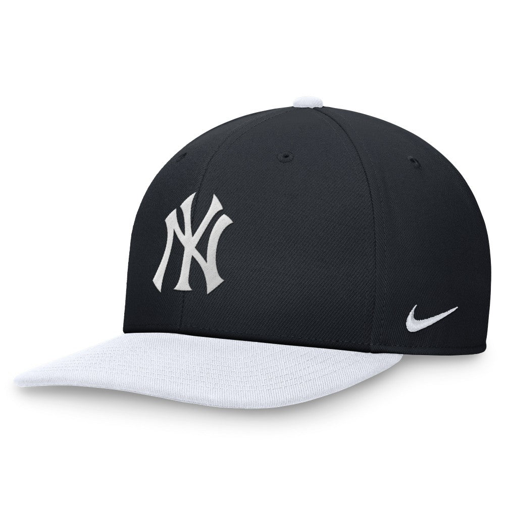 New York Yankees Nike Two-Tone Snapback Hat Online