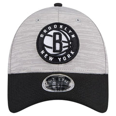 New Era Brooklyn Nets Active Digi-Tech Two-Tone 9FORTY Adjustable Hat Heather Gray/Black
