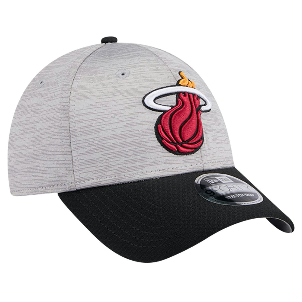 New Era Miami Heat Active Digi-Tech Two-Tone 9FORTY Adjustable Hat Heather Gray/Black