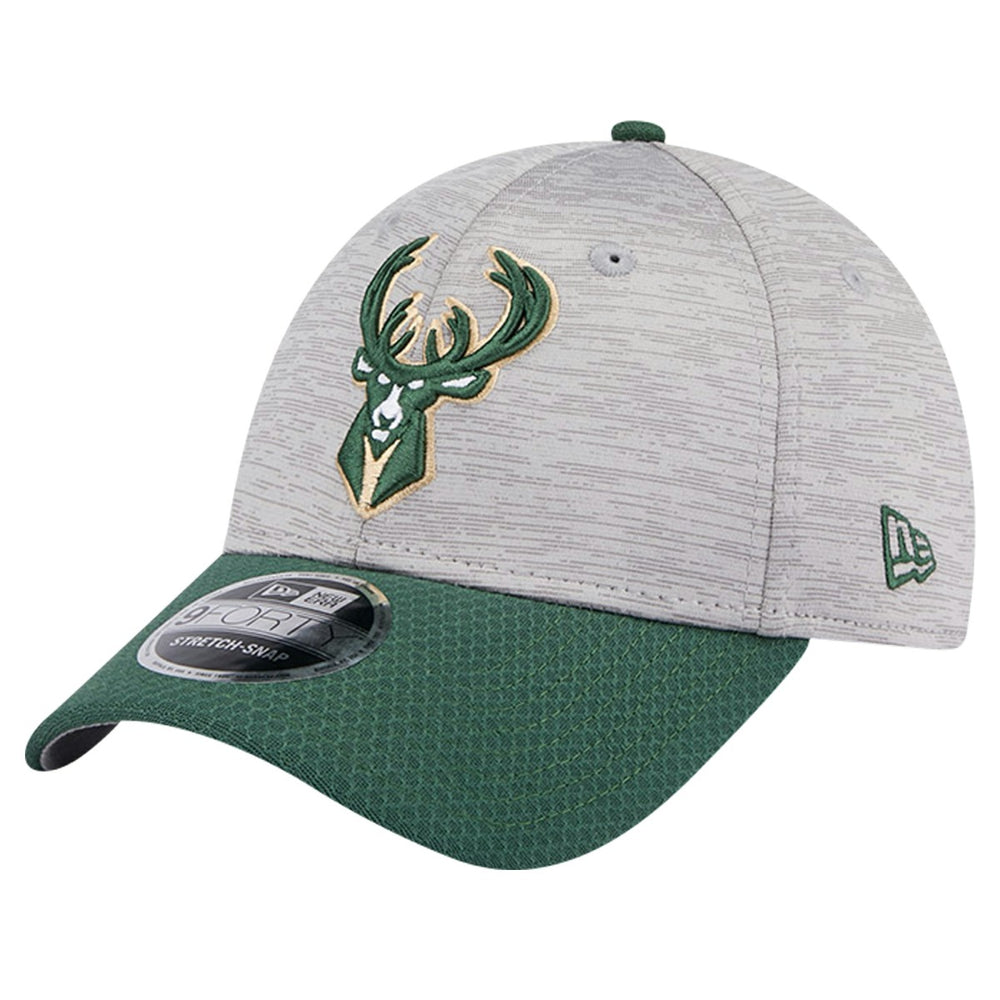 New Era Milwaukee Bucks Active Digi-Tech Two-Tone 9FORTY Adjustable Hat Heather Gray/Hunter Green