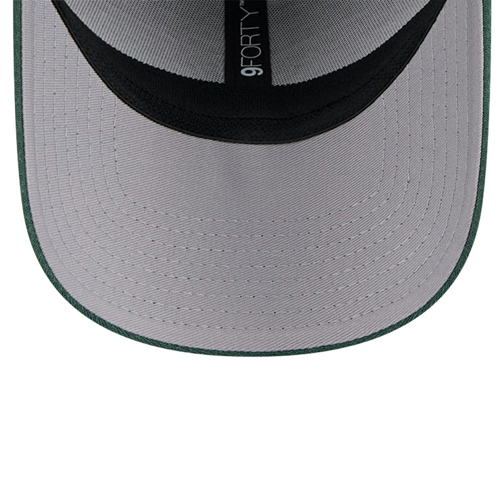 New Era Milwaukee Bucks Active Digi-Tech Two-Tone 9FORTY Adjustable Hat Heather Gray/Hunter Green