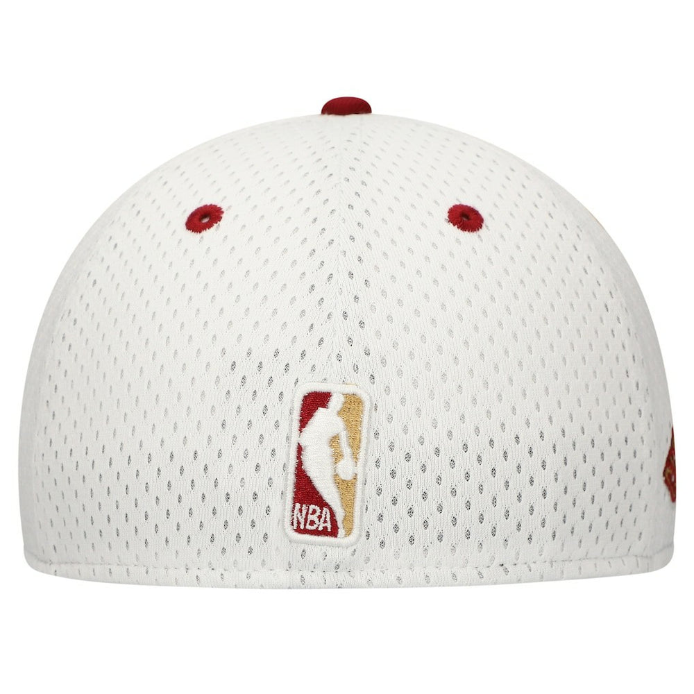 New Era Cleveland Cavaliers Throwback 2Tone 59FIFTY Fitted Hat White/Wine