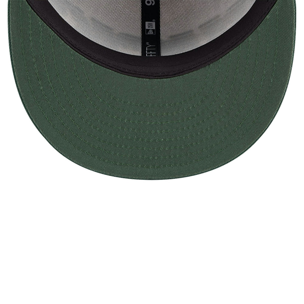 New Era Milwaukee Bucks Throwback Gradient Tech Font 9FIFTY Snapback Hat White/Hunter Green