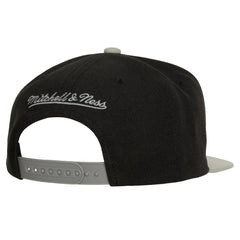 Los Angeles Kings Mitchell & Ness Core Team Ground 2.0 Snapback Hat - Black | NHL on sale