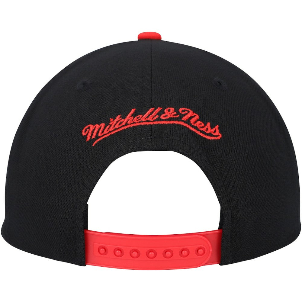 Carolina Hurricanes Mitchell & Ness Core Team Ground 2.0 Snapback Hat - Black | NHL Lifestyle