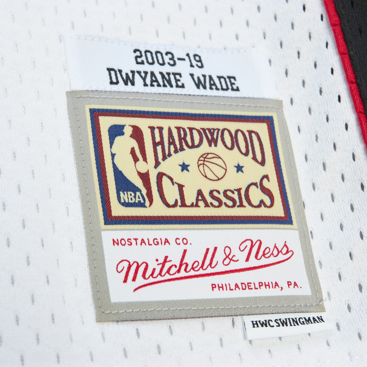 Mitchell & Ness Dwyane Wade Miami Heat Unisex Hall of Fame Class of 2023 Throwback Swingman Jersey White