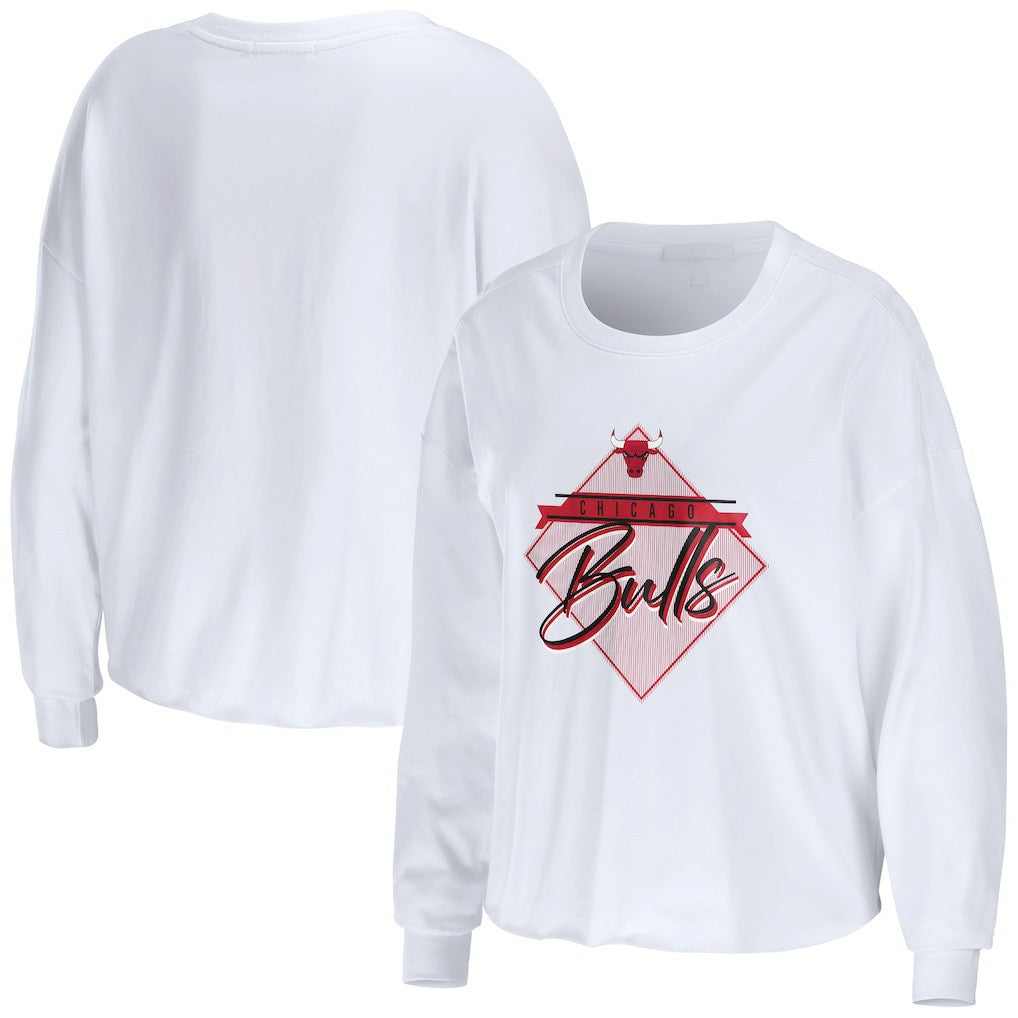 Chicago Bulls WEAR by Erin Andrews Women's Cropped Long Sleeve T-Shirt White