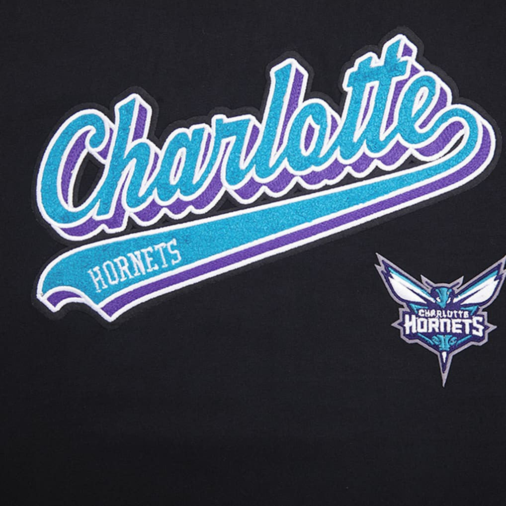 Charlotte Hornets Pro Standard Women's Script Boyfriend T-Shirt Black