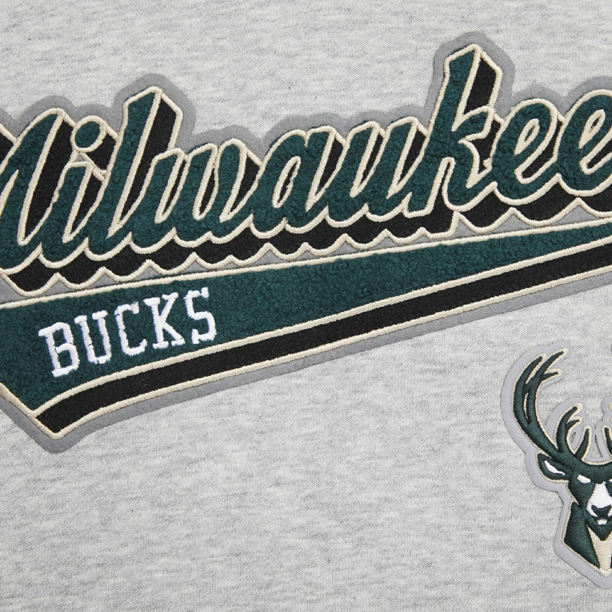 Milwaukee Bucks Pro Standard Women's Script Tail Cropped Pullover Hoodie Heather Gray